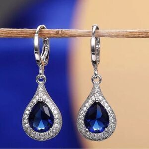 The Best seller Estate inspired /925 silver Drop Earrings